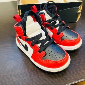 SOLD Air Jordan 1 for baby red and black
